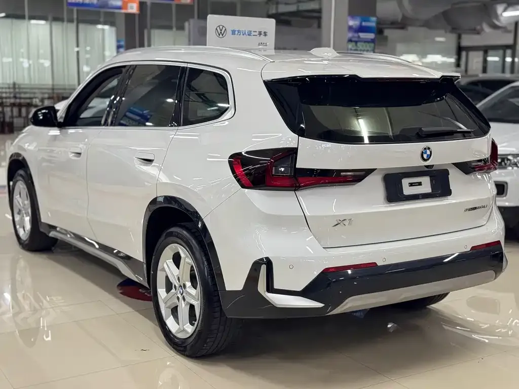 BMW X1 — фото 2