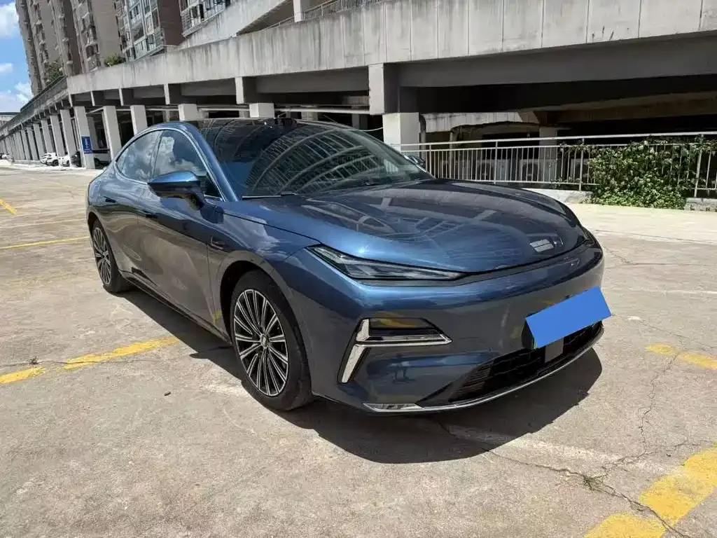 Geely Galaxy Xingyao 8 2025 из CN, фото 3