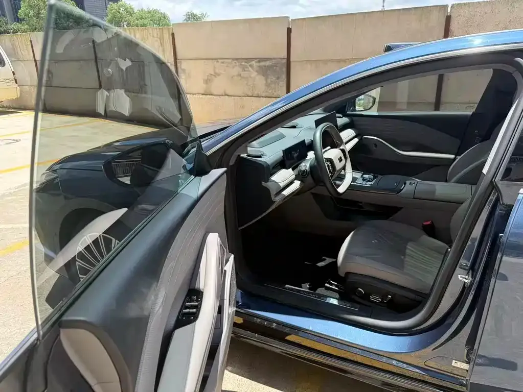 Geely Galaxy Xingyao 8 2025 из CN, фото 8