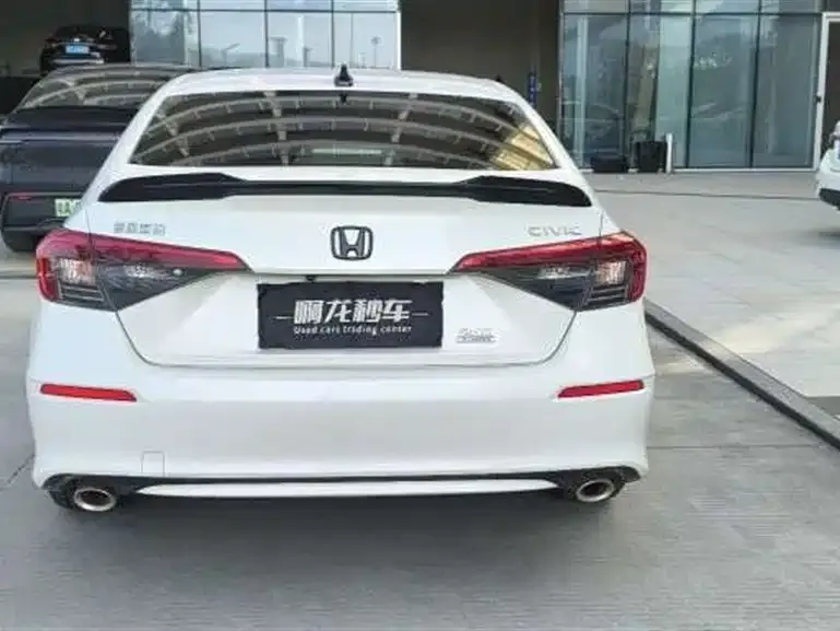 Honda Civic — фото 8