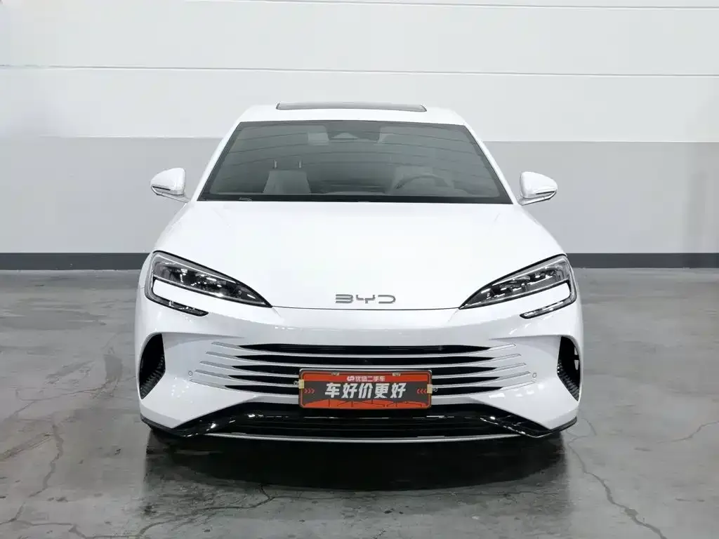 BYD Seal — фото 4