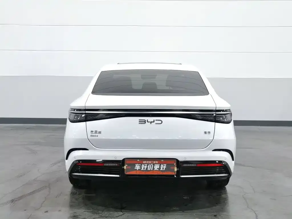 BYD Seal — фото 2