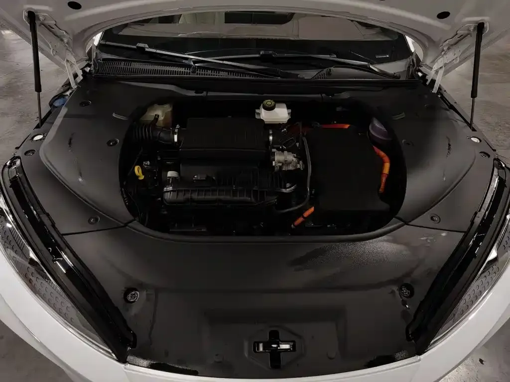 BYD Seal — фото 8