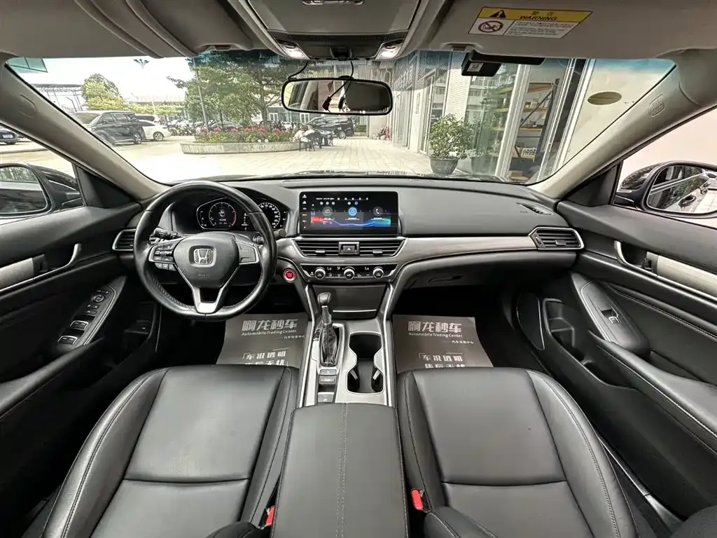Honda Accord — фото 2