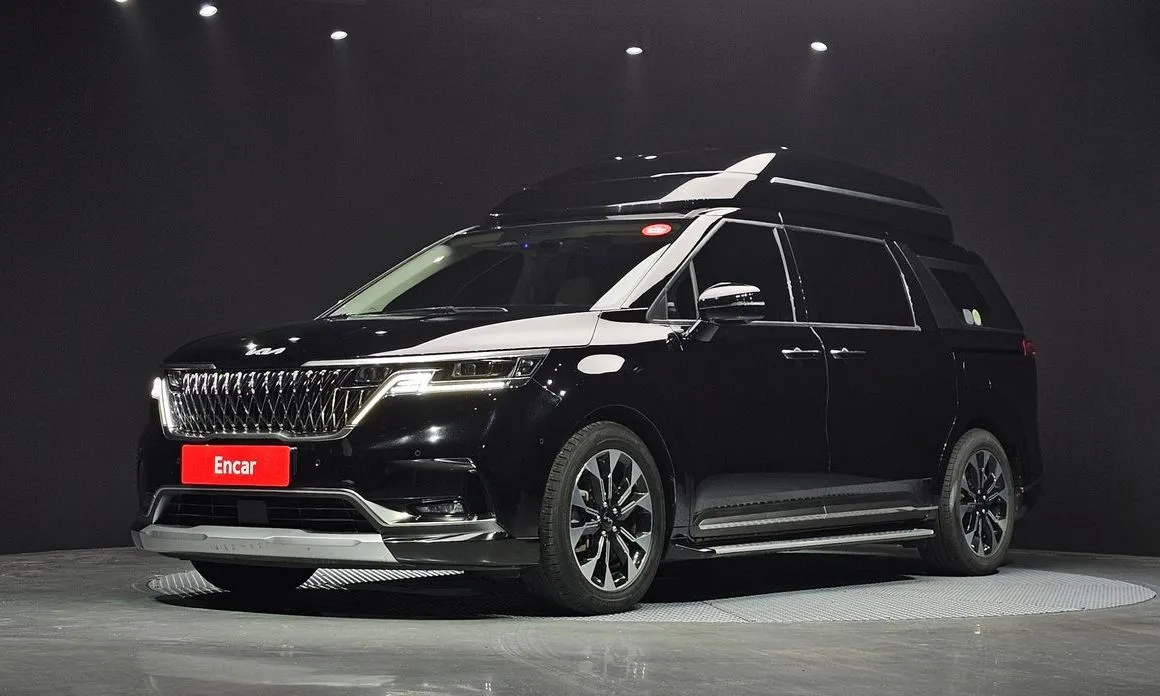 Kia Carnival — фото 1