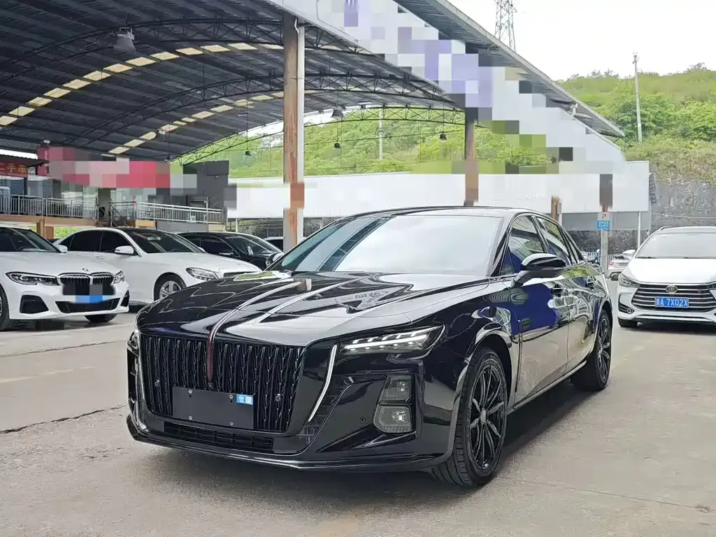 Hongqi H5 — фото 1