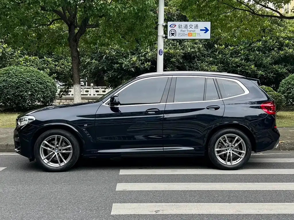 BMW X3 — фото 3