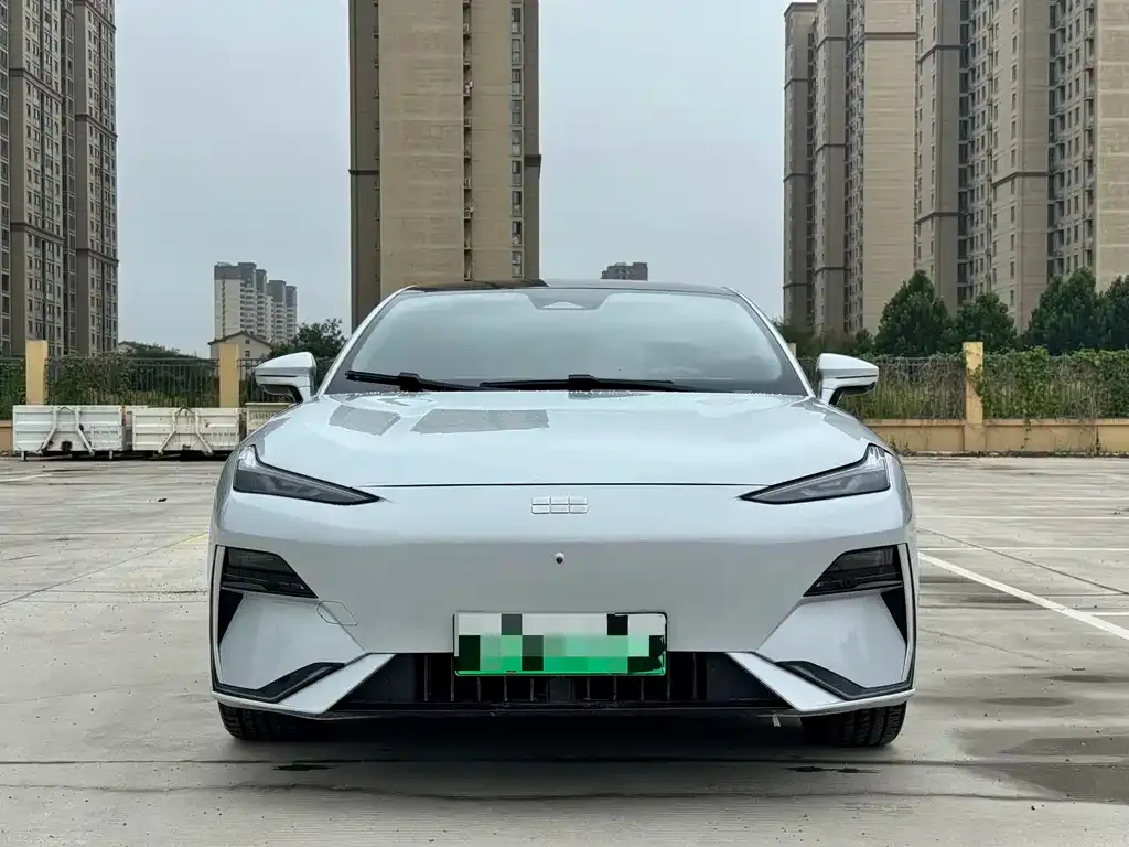 Geely Galaxy E8 — фото 7