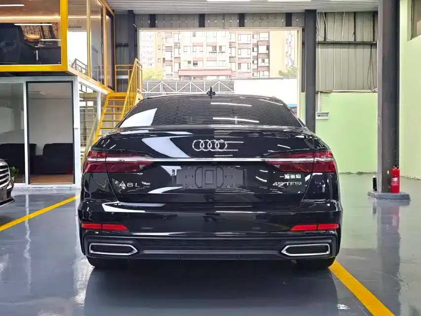 Audi A6L — фото 5