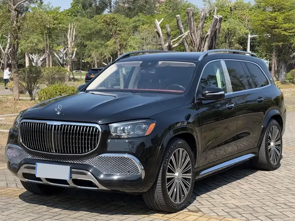 Mercedes-Benz GLS — фото 10