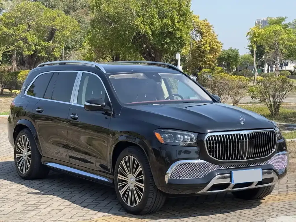 Mercedes-Benz GLS — фото 9