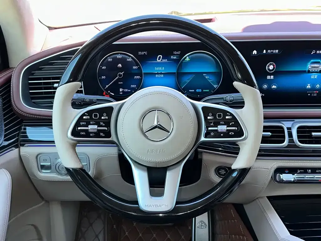 Mercedes-Benz GLS — фото 7