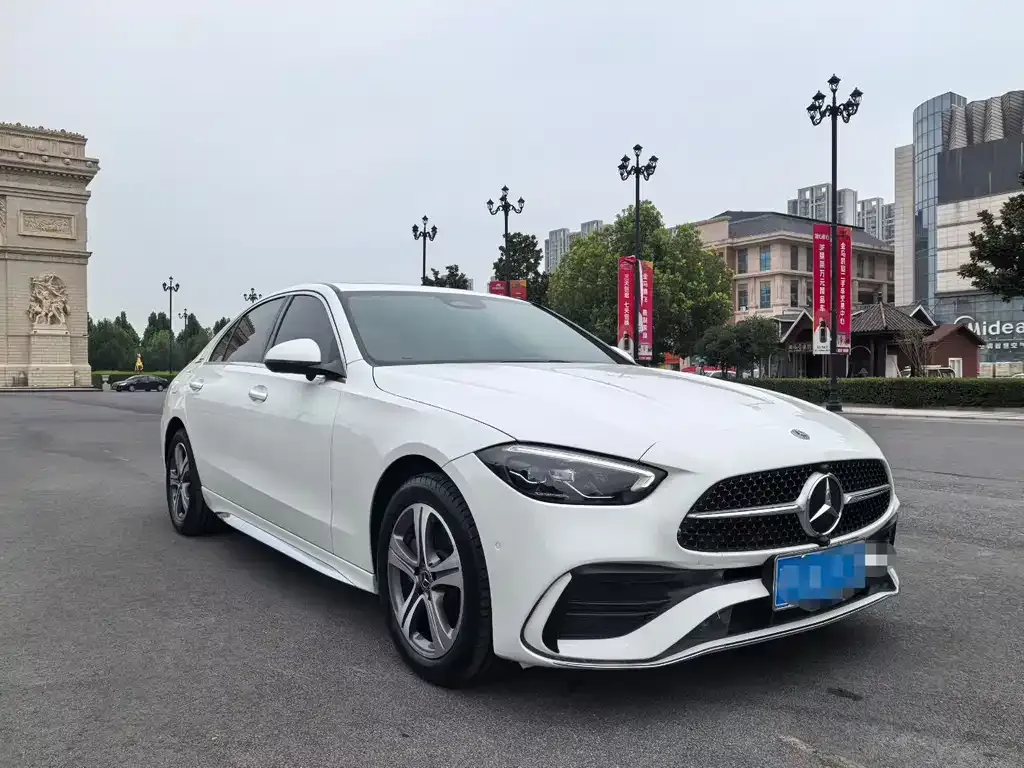 Mercedes-Benz C-Class — фото 2