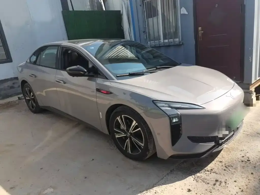 Hongqi EH7 2024 из CN, фото 10