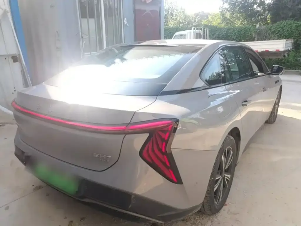 Hongqi EH7 2024 из CN, фото 6