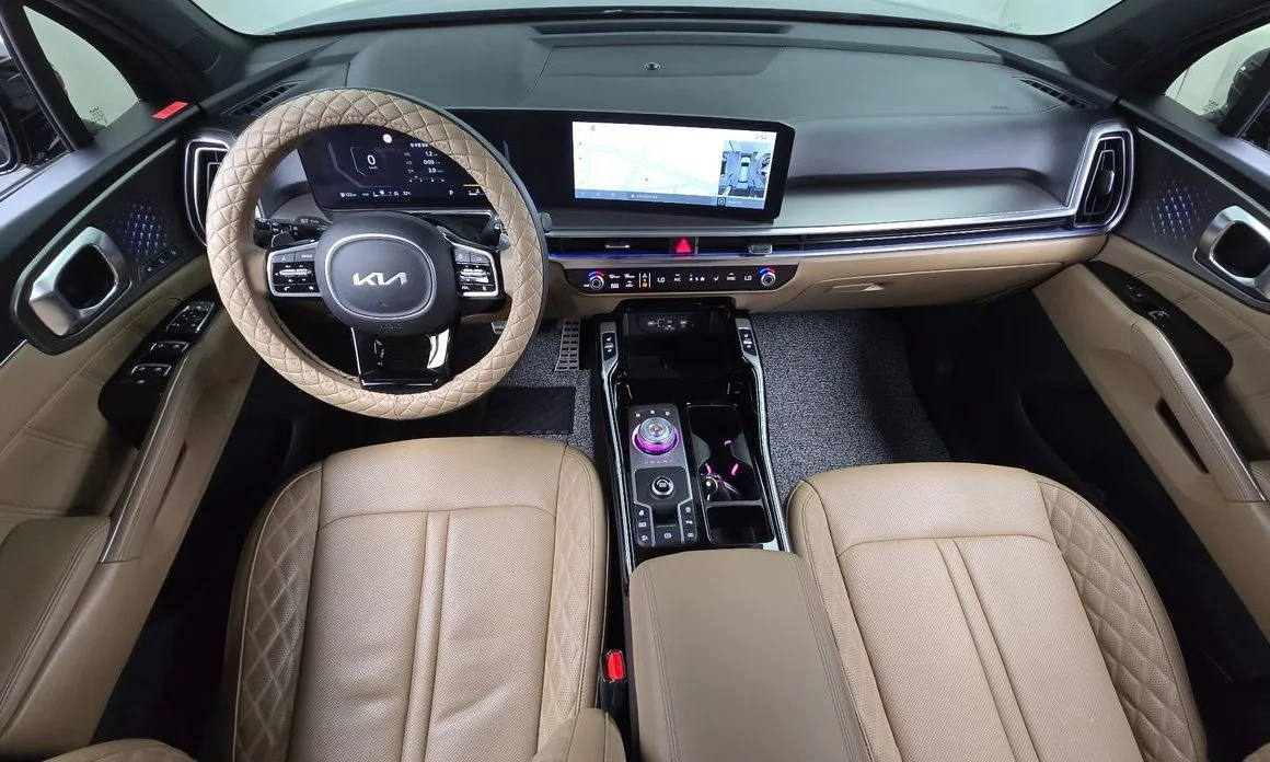 Kia Sorento — фото 5