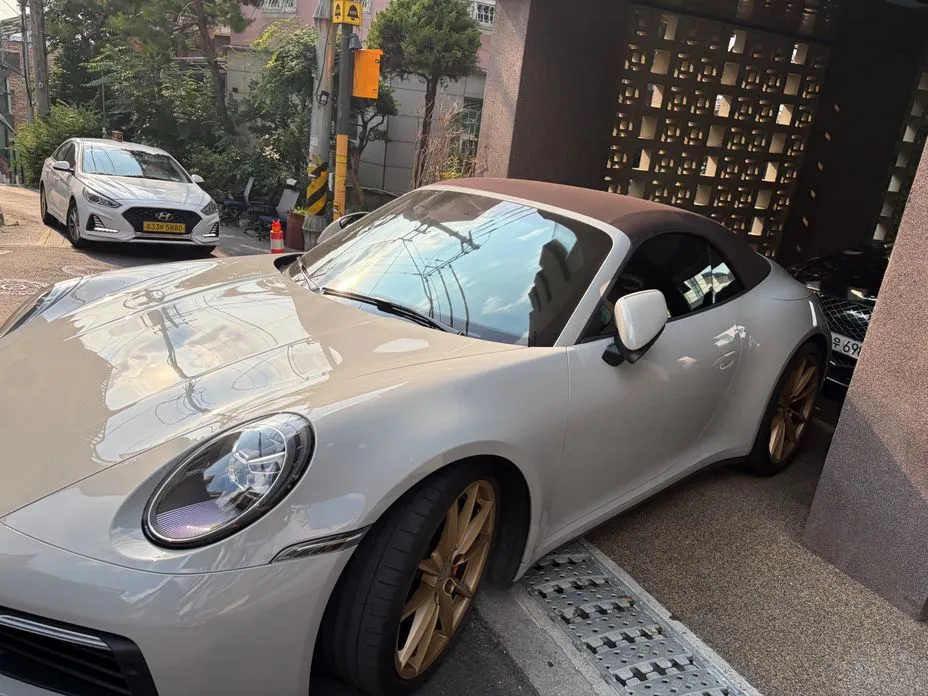Porsche 911