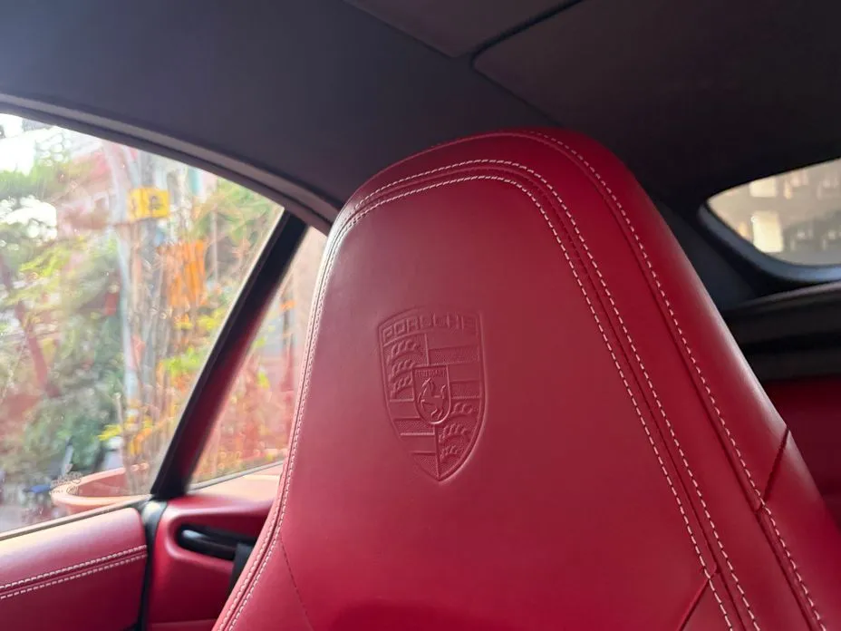 Porsche 911 2021 из KR, фото 8