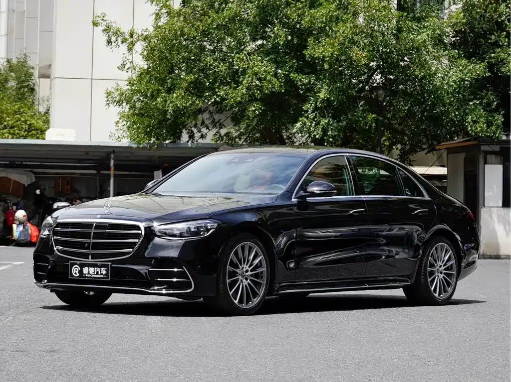 Mercedes-Benz S-Class — фото 1