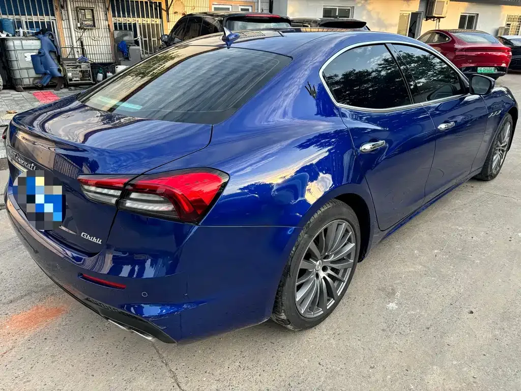 Maserati Ghibli — фото 7