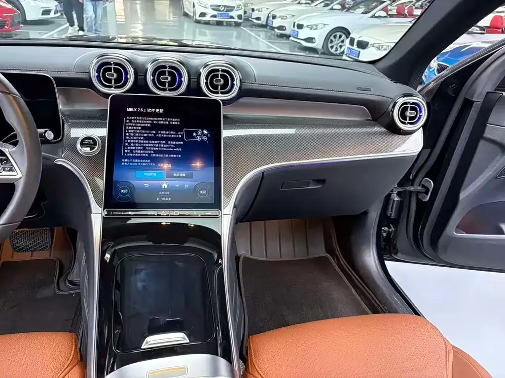 Mercedes-Benz GLC 2024 из CN, фото 8