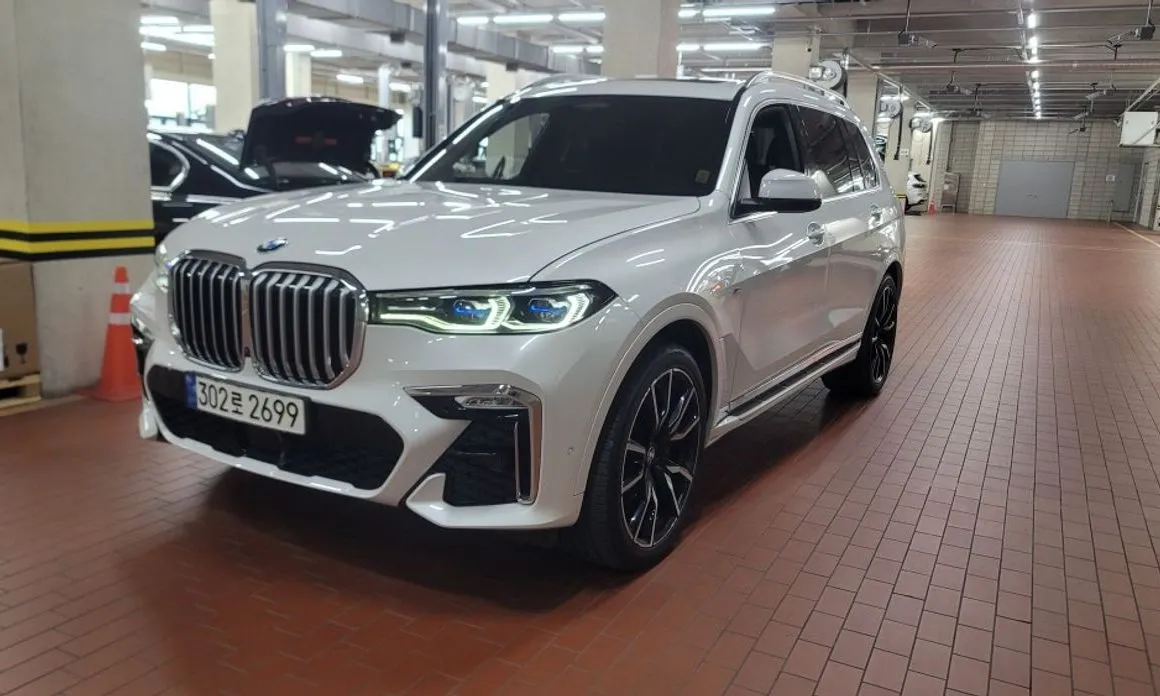 BMW X7 — фото 4
