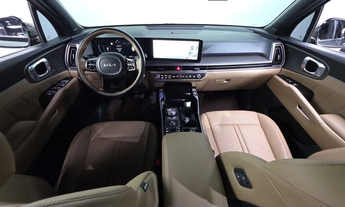Kia Sorento — фото 6