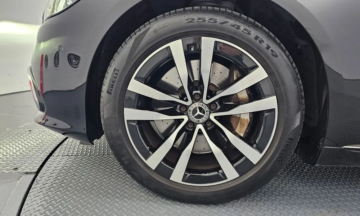 Mercedes-Benz S-Class — фото 7