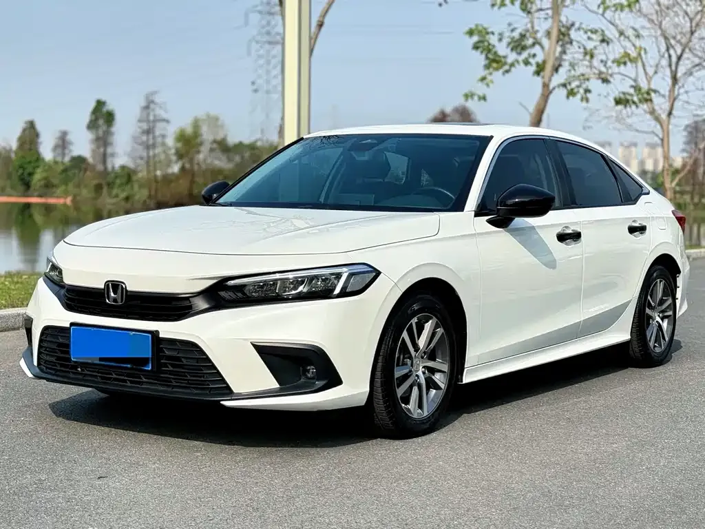 Honda Civic — фото 1