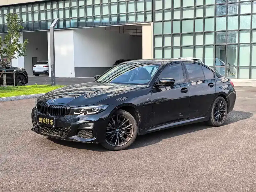 BMW 3 Series — фото 1