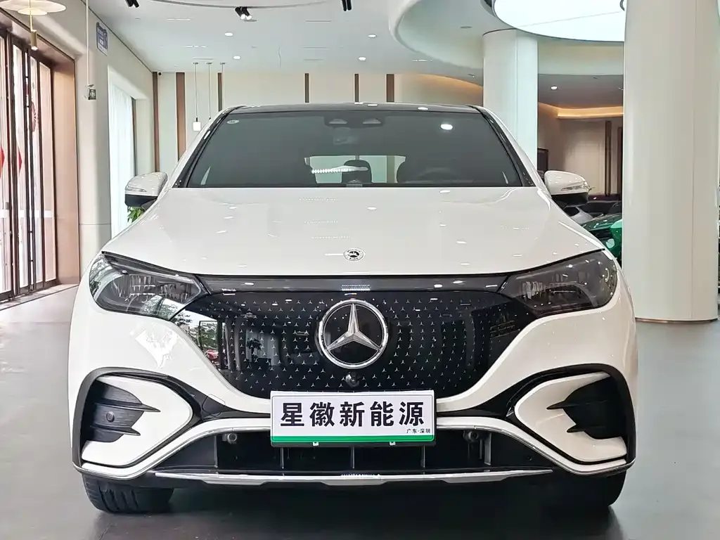 Mercedes-Benz EQE SUV — фото 3