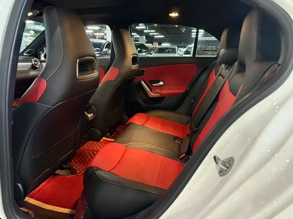 Mercedes-Benz A-Class AMG — фото 5