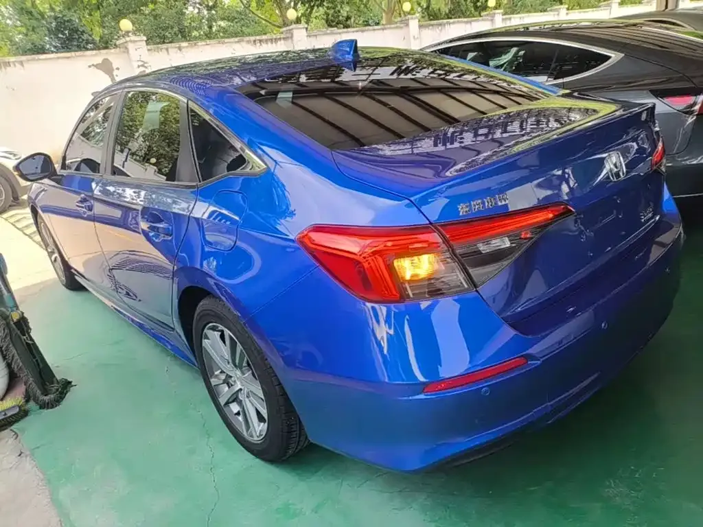 Honda Civic — фото 5