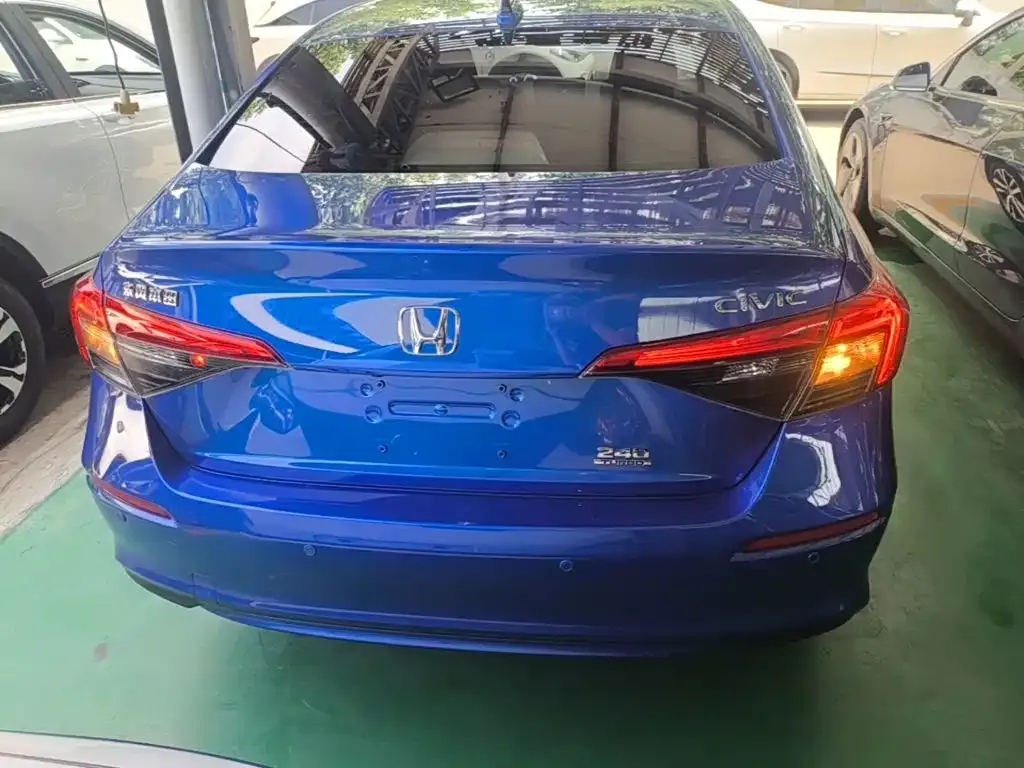 Honda Civic — фото 4