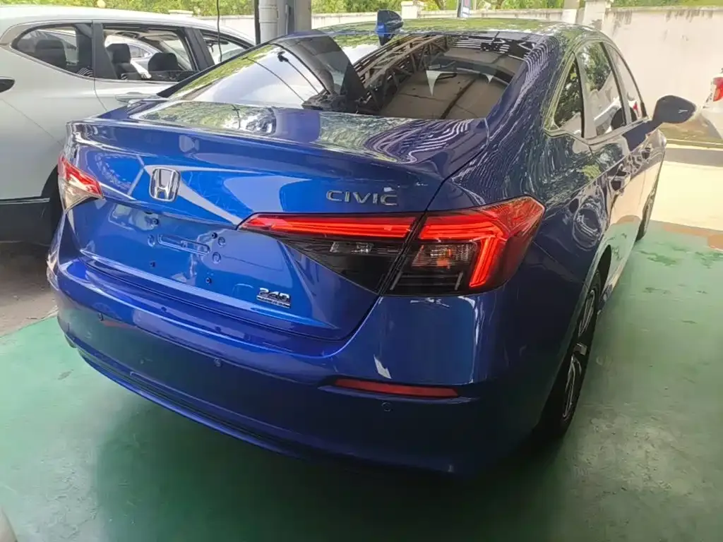 Honda Civic — фото 7