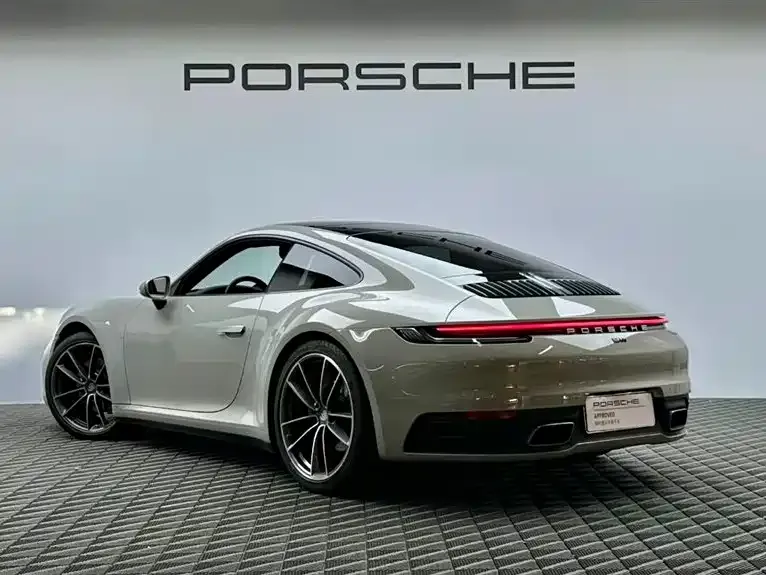 Porsche 911 — фото 7