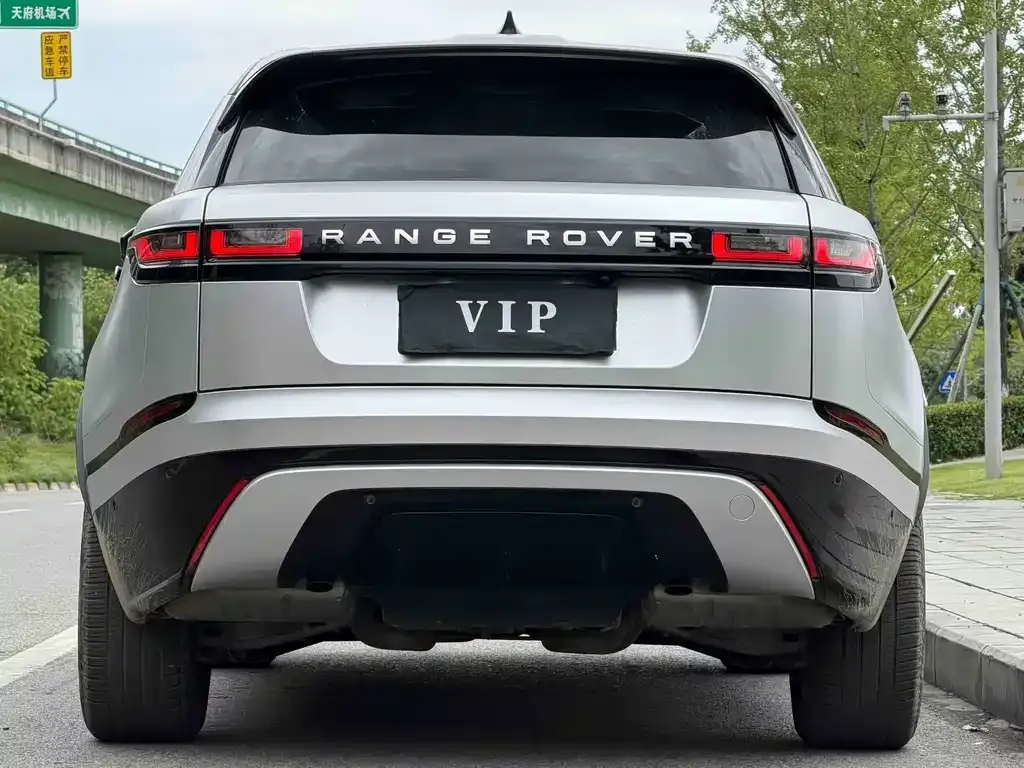 Land Rover Velar — фото 7