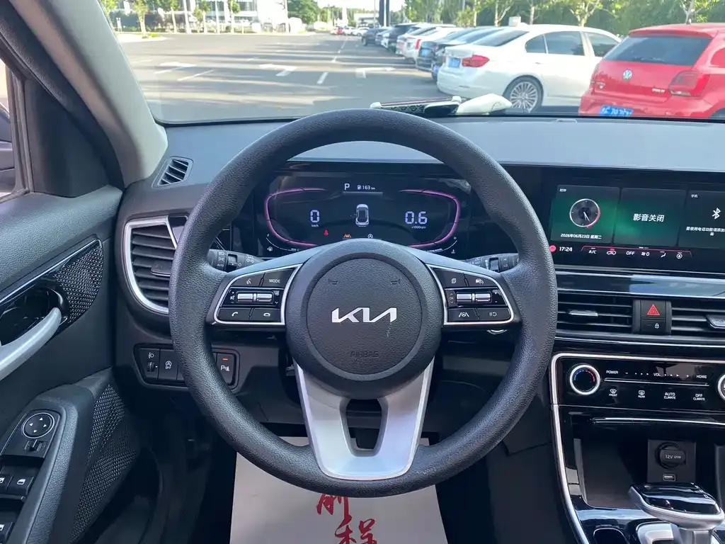 Kia Seltos 2023 из CN, фото 7