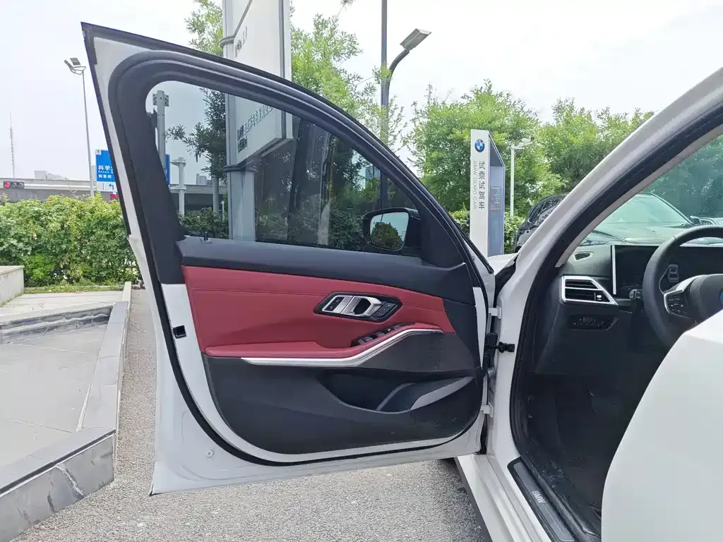 BMW i3 — фото 2