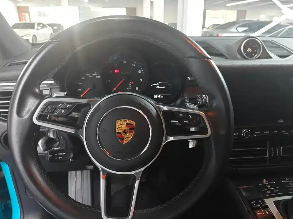Porsche Macan 2021 из CN, фото 9