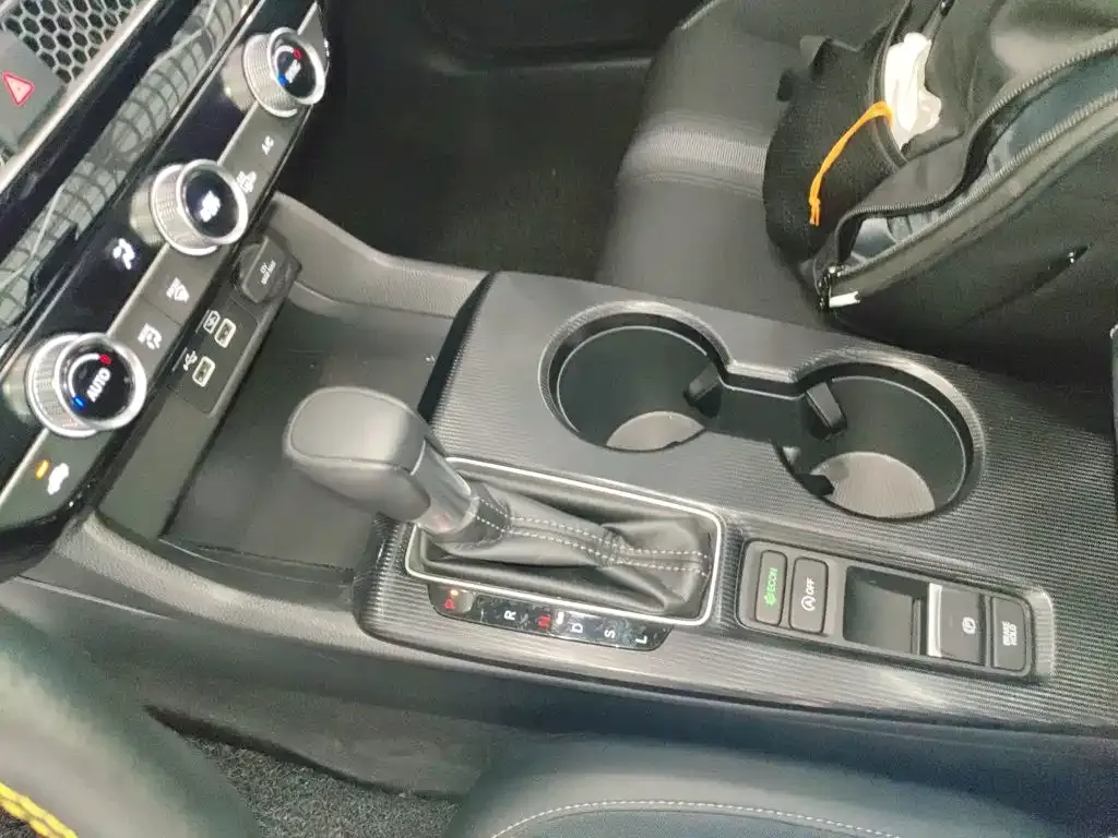Honda Civic — фото 2