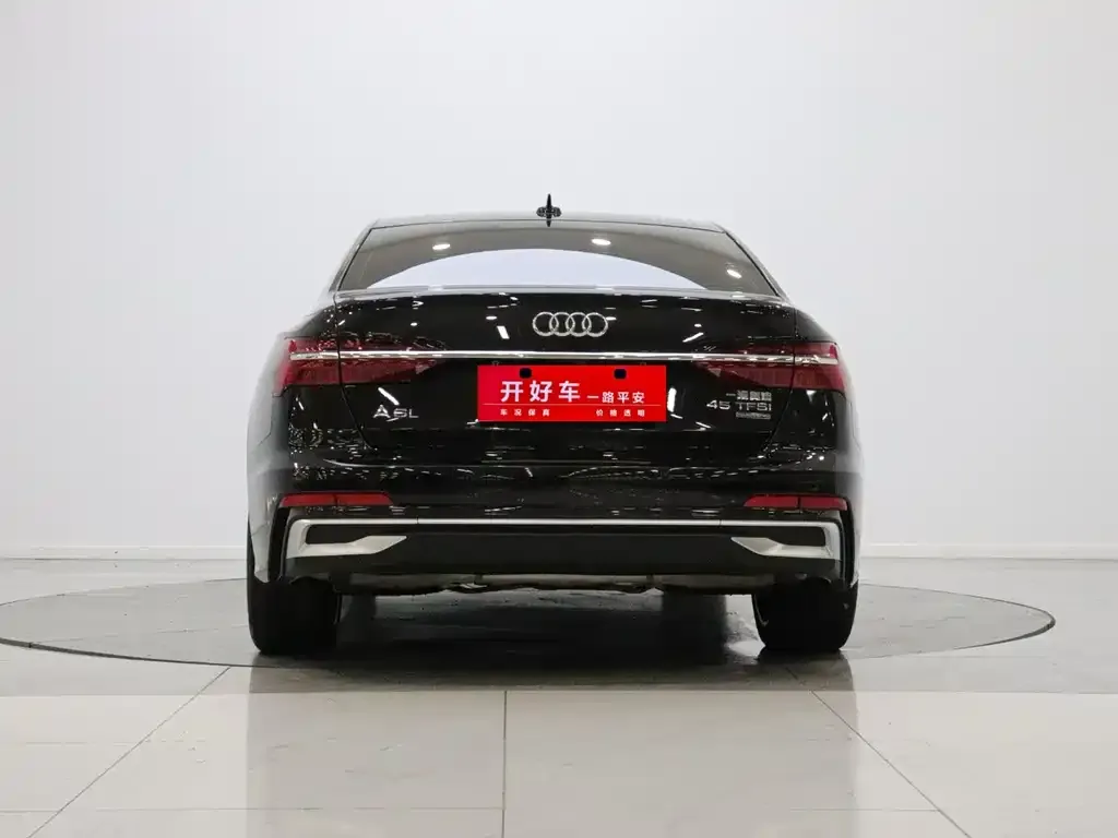 Audi A6L — фото 10