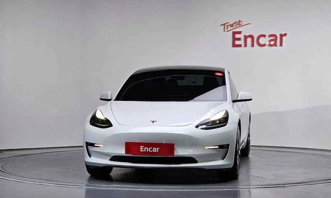 Tesla Model 3 2021 из KR, фото 2
