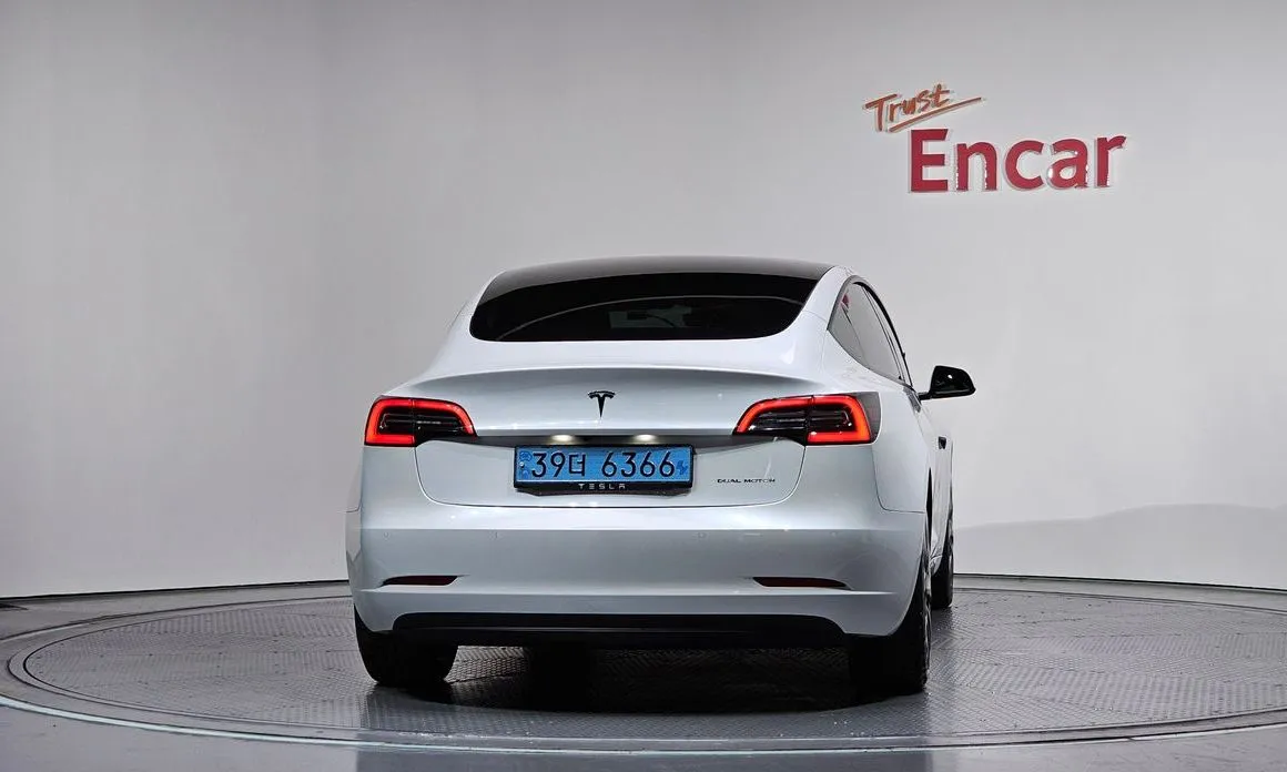Tesla Model 3 2021 из KR, фото 7