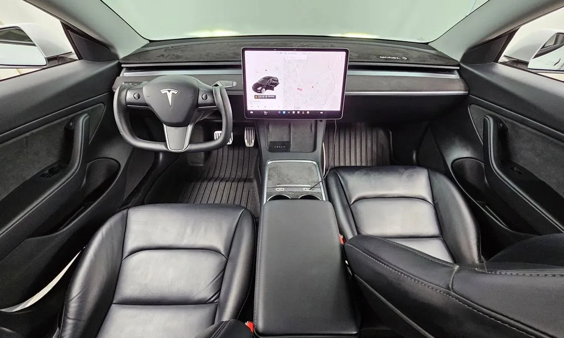 Tesla Model 3 2021 из KR, фото 10