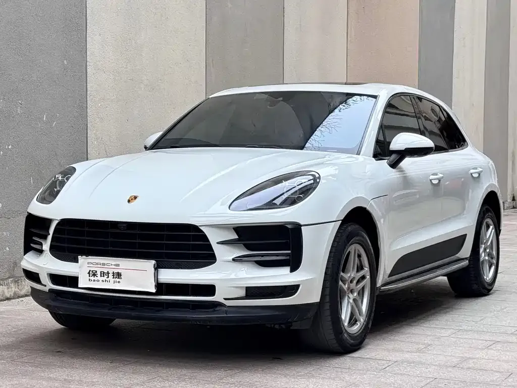 Porsche Macan — фото 1