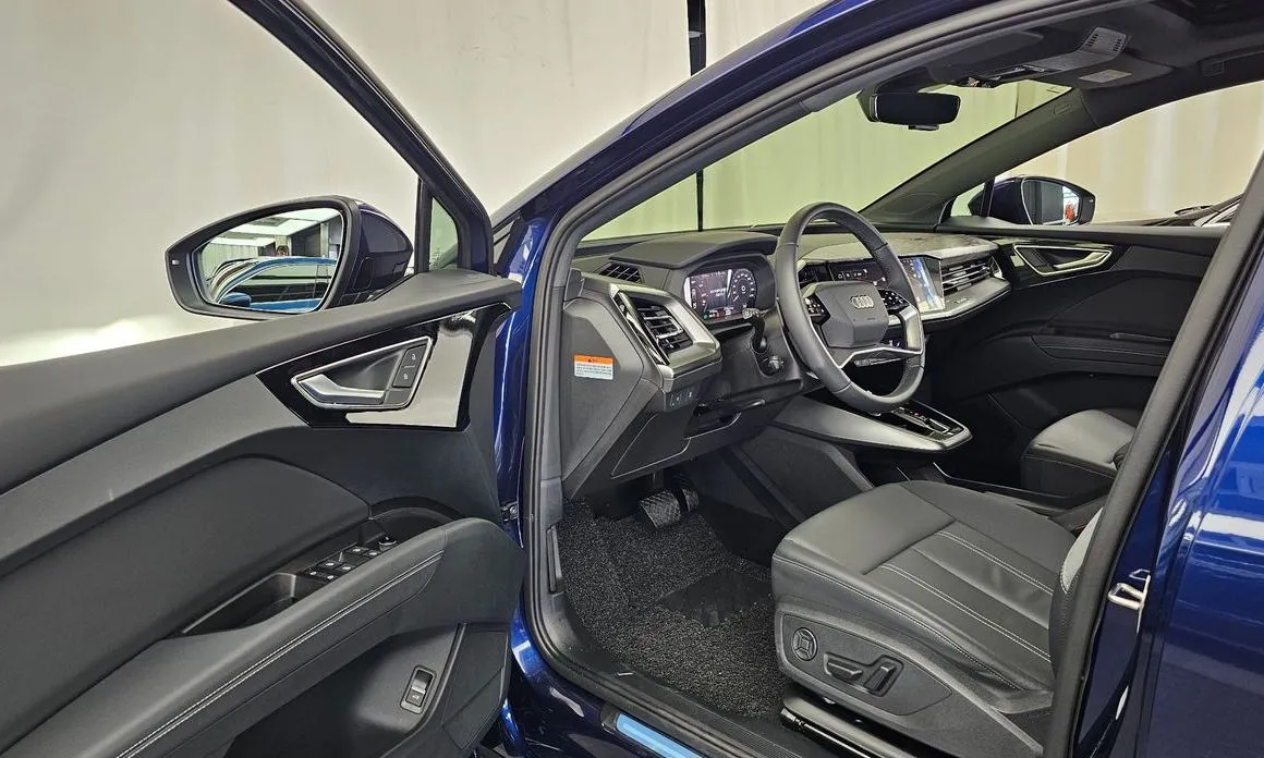 Audi Q4 e-tron 2025 из KR, фото 8