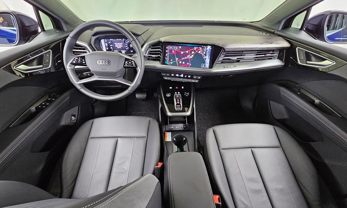 Audi Q4 e-tron 2025 из KR, фото 6