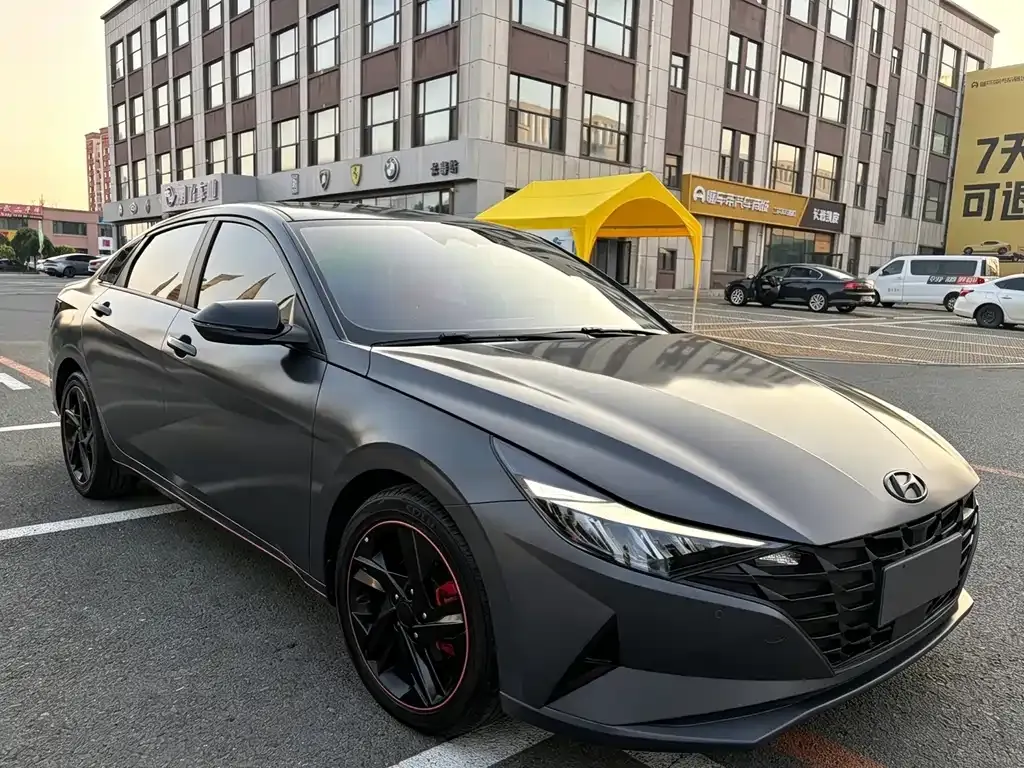 Hyundai Elantra — фото 9