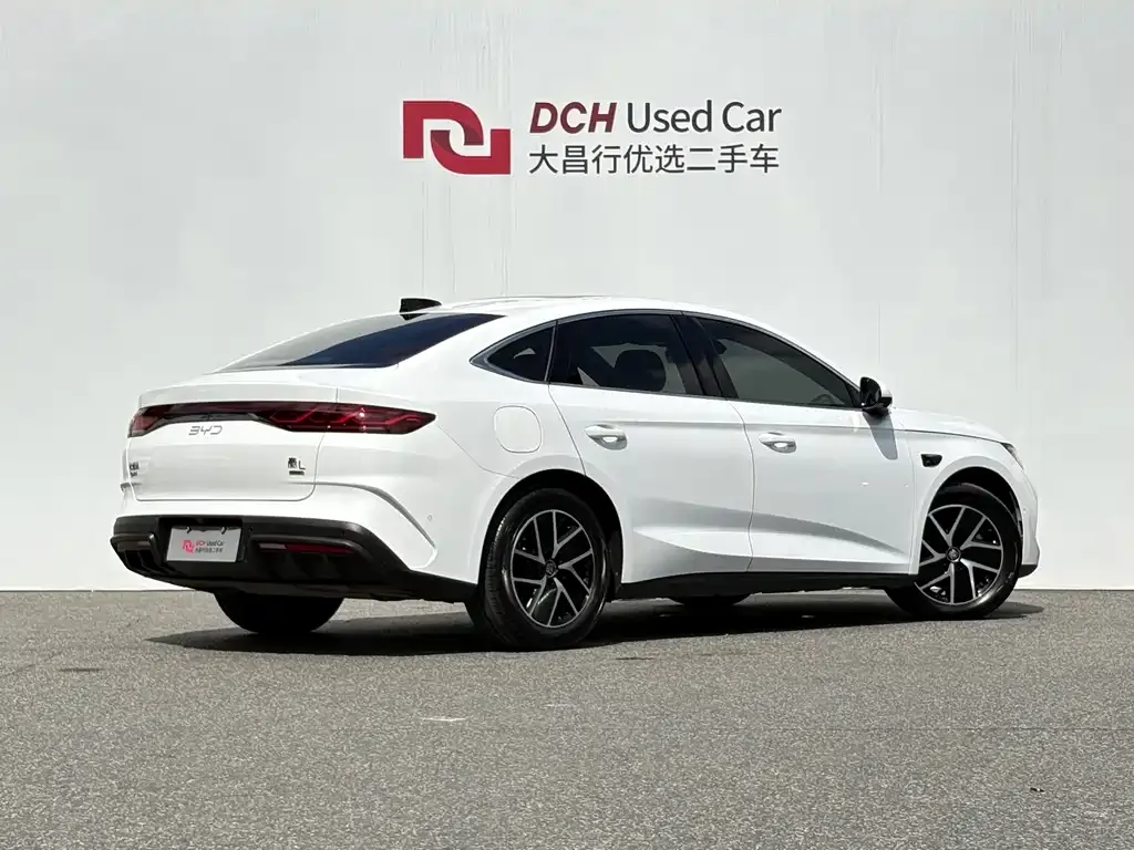 BYD Qin L — фото 9